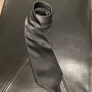 Ruffini of Italy black silk necktie